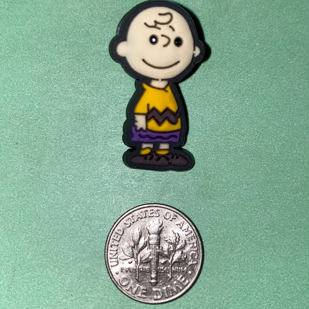 (10 for $15) Charlie Brown Snoopy Peanuts Crocs Shoe Charms